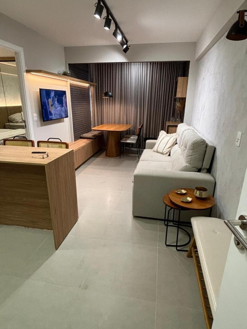 Furnished In Barra Apartamento